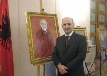 Darling Vlora, Ismail Qemali