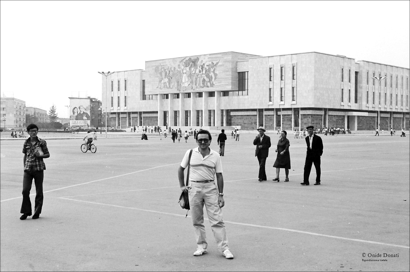 Viaggio Fotografico, Tirana 1982