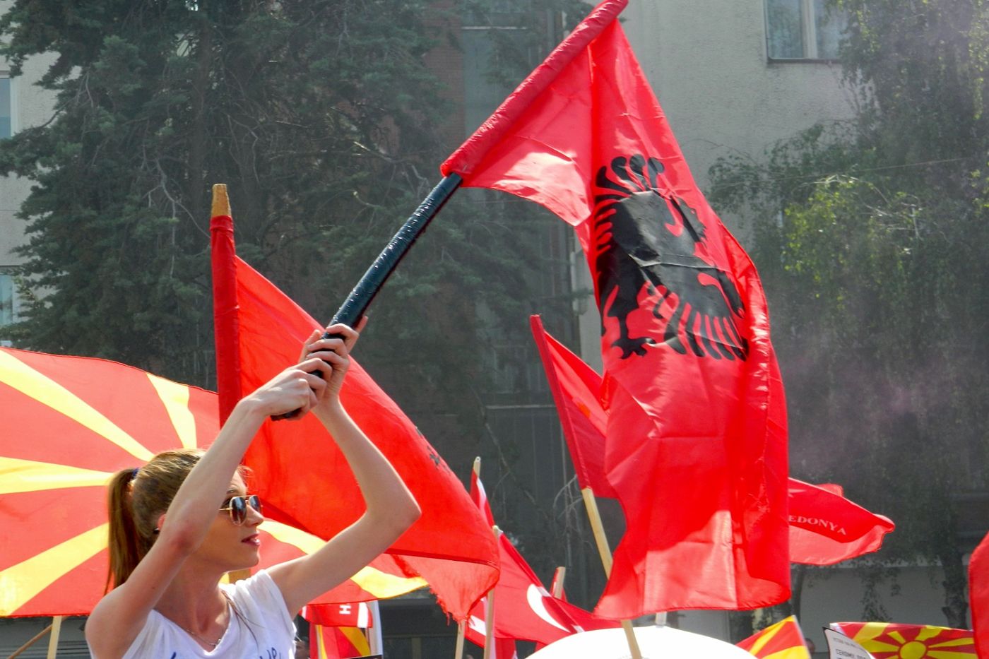 L'albanese seconda lingua ufficiale in Macedonia parlamento approva legge