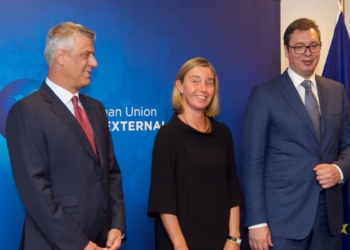 Hashim Thaçi, Federica Mogherini e Aleksandar Vučić