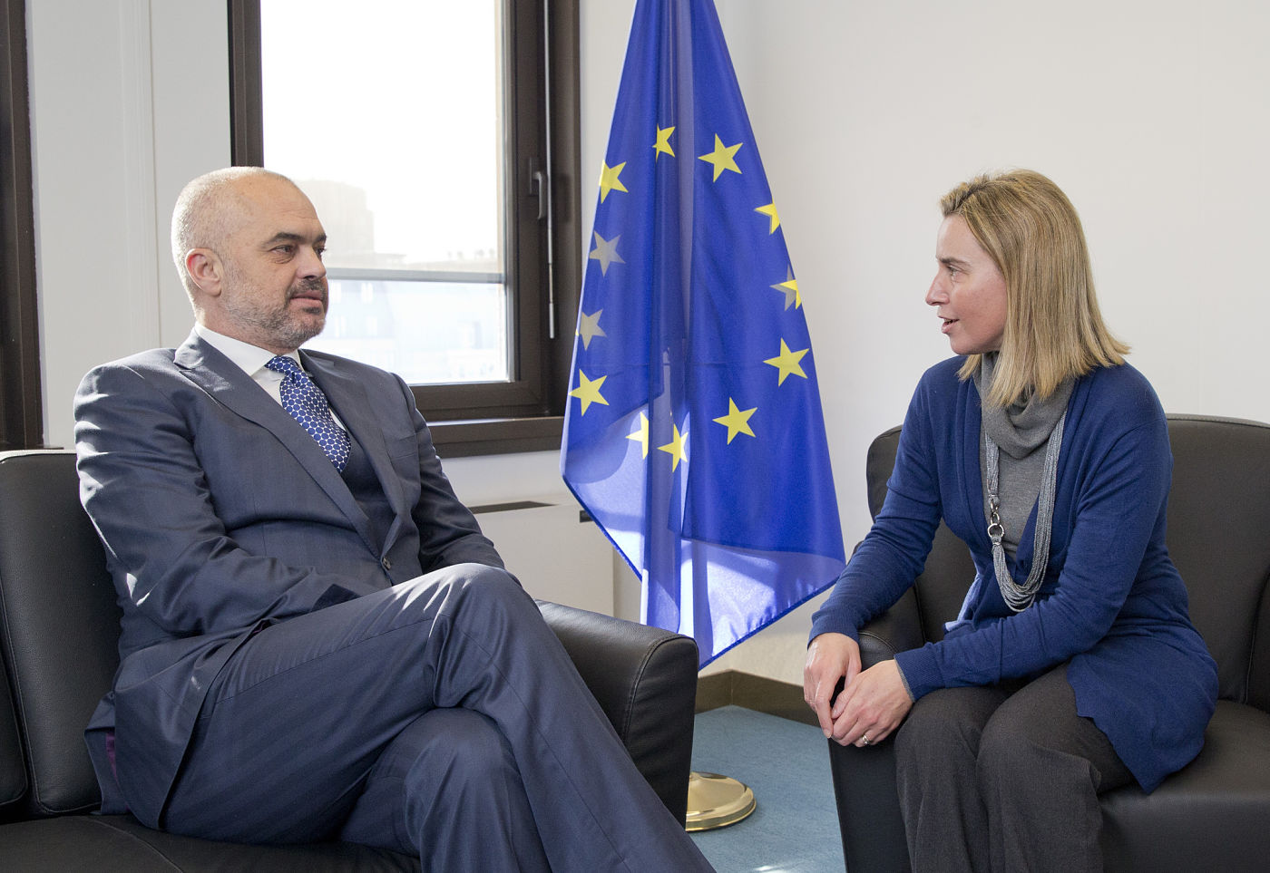 Edi Rama E Federica Mogherini Unione Europoea Commissione Europea Albania Macedonia