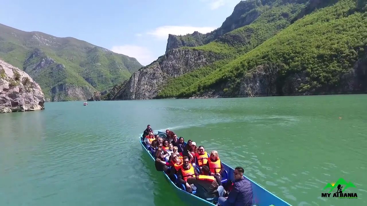Albania, Il Lago Di Koman Incanta I Turisti