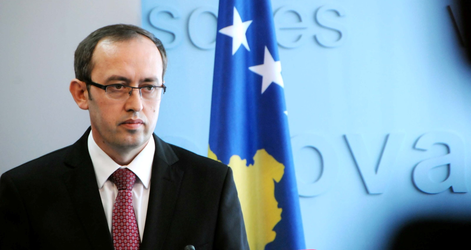 Avdullah Hoti, Primo Ministro del Kosovo